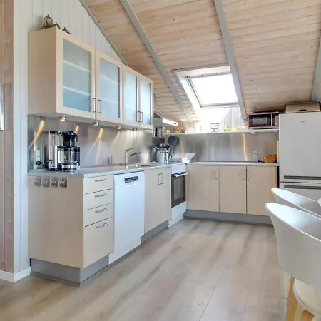 Aska - 400m From The Sea By Interhome